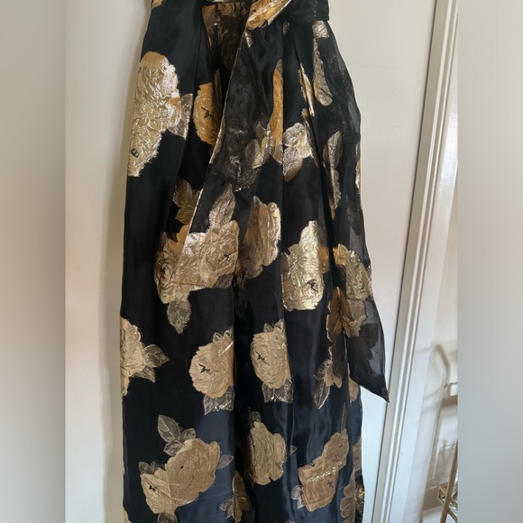 Eliza J Dress - Picture 8 of 8